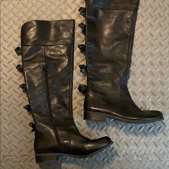 Black leather Gianni Bini knee high boots size 7.5 - Picture 1 of 4